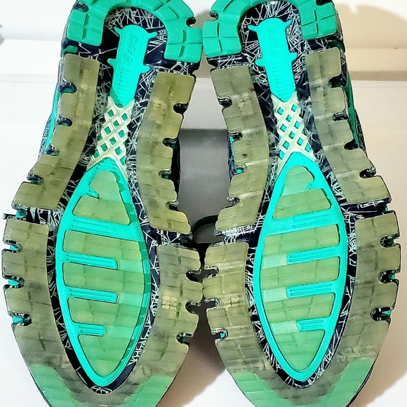 ASICS GEL QUANTUM 360 PERFORMANCE RUNNING SHOES. WOMENS Sz:6.5 LIKE NEW! - Picture 6 of 12